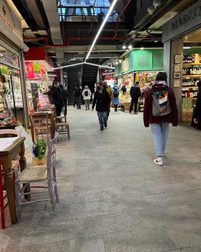 A "street" in the market's first floor.